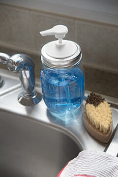 Jarware white plastic soap pump for regular mouth Mason jars on sink
