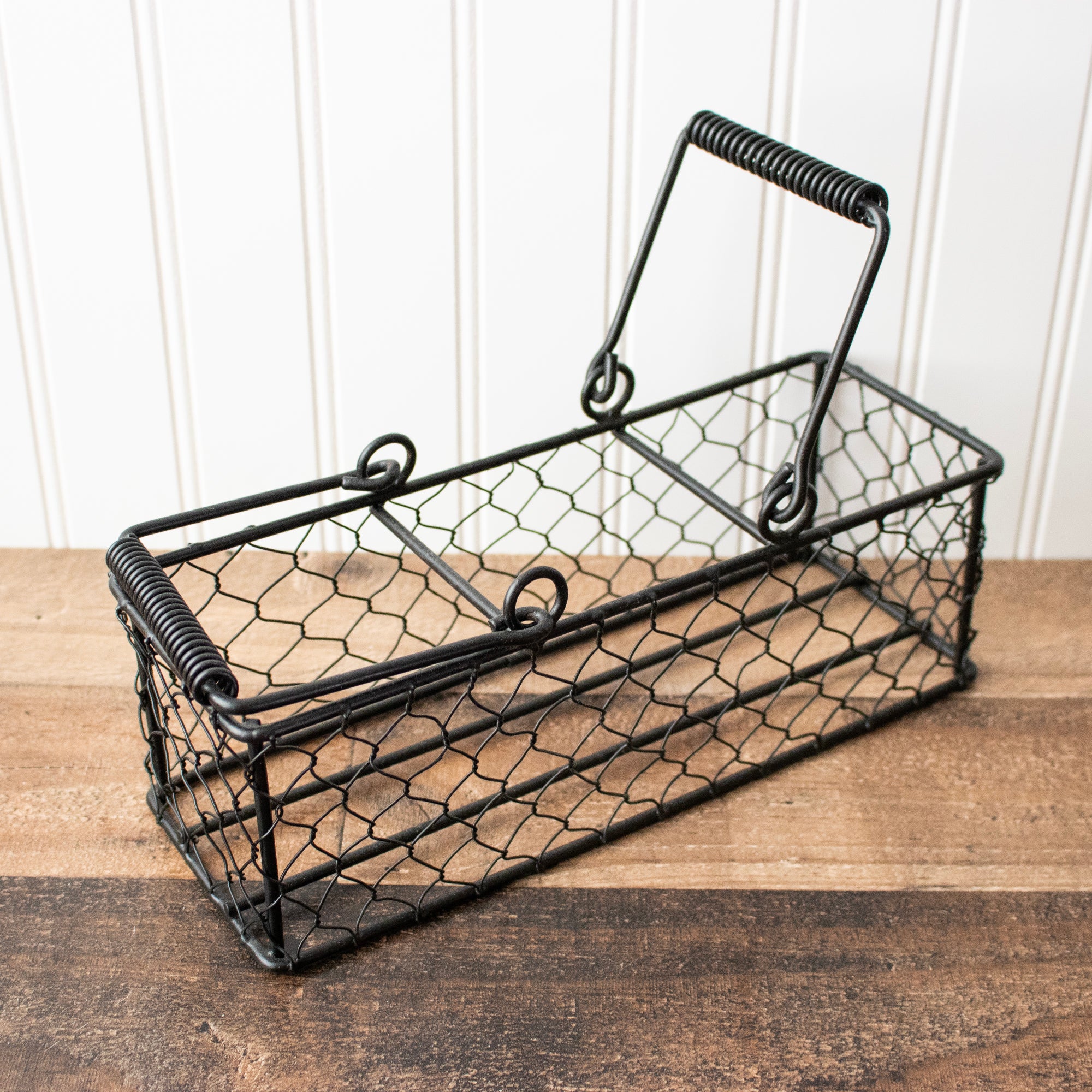 Chicken Wire Caddy for 3 Pint Mason Jars
