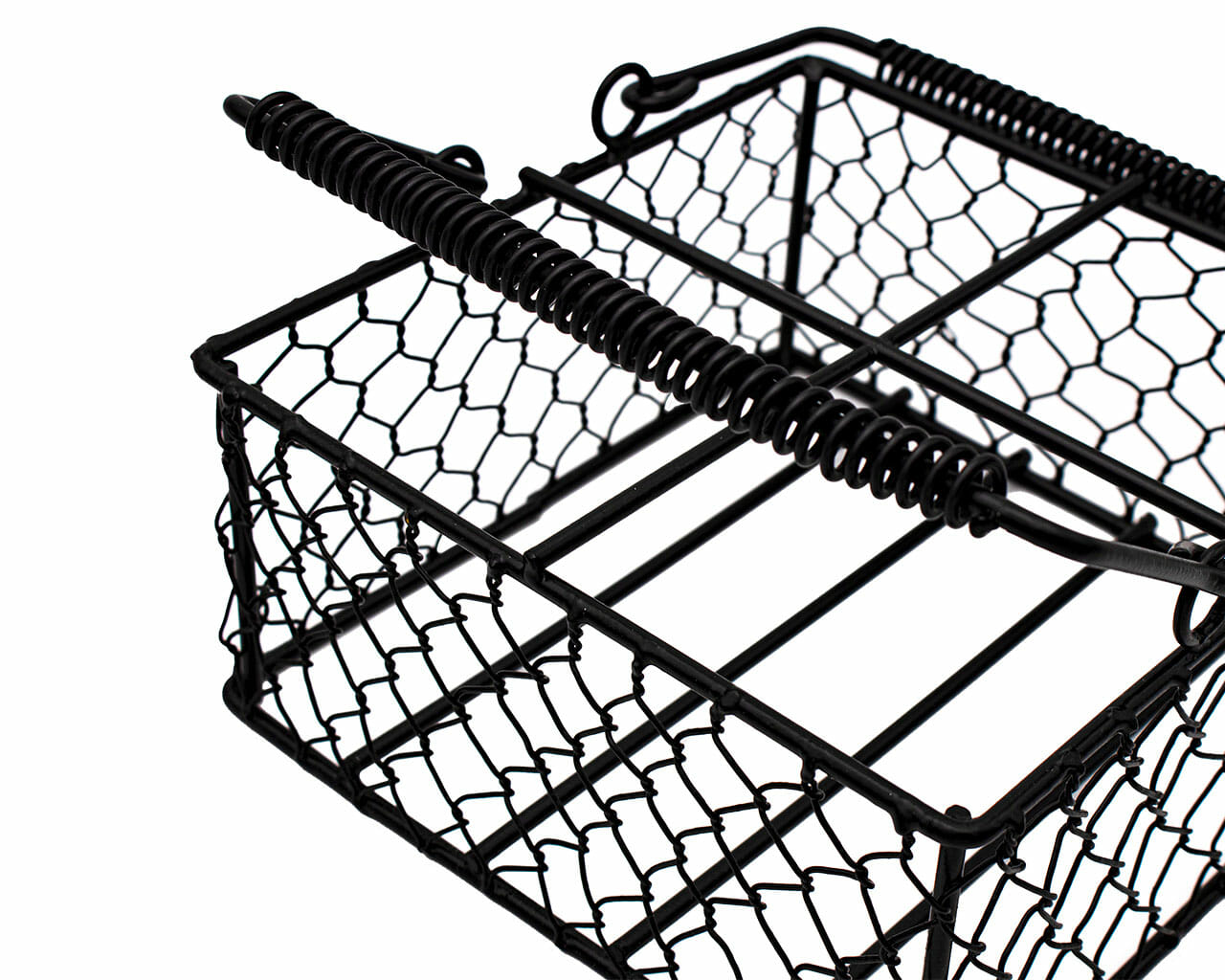 Black Coated Chicken Wire Caddy for Four 16oz Pint Mason Jars