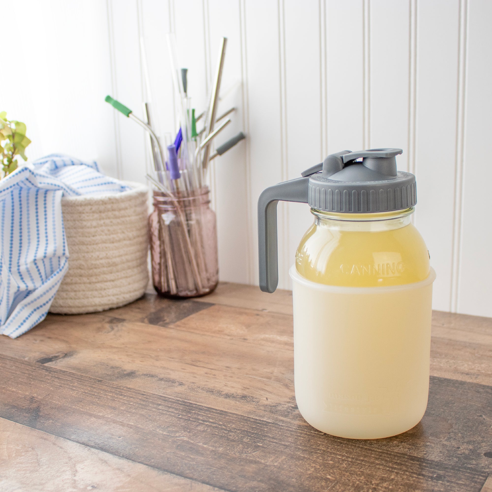 Mason Jar Lifestyle 32oz Quart Glass Pitcher Set with Silicone Sleeve