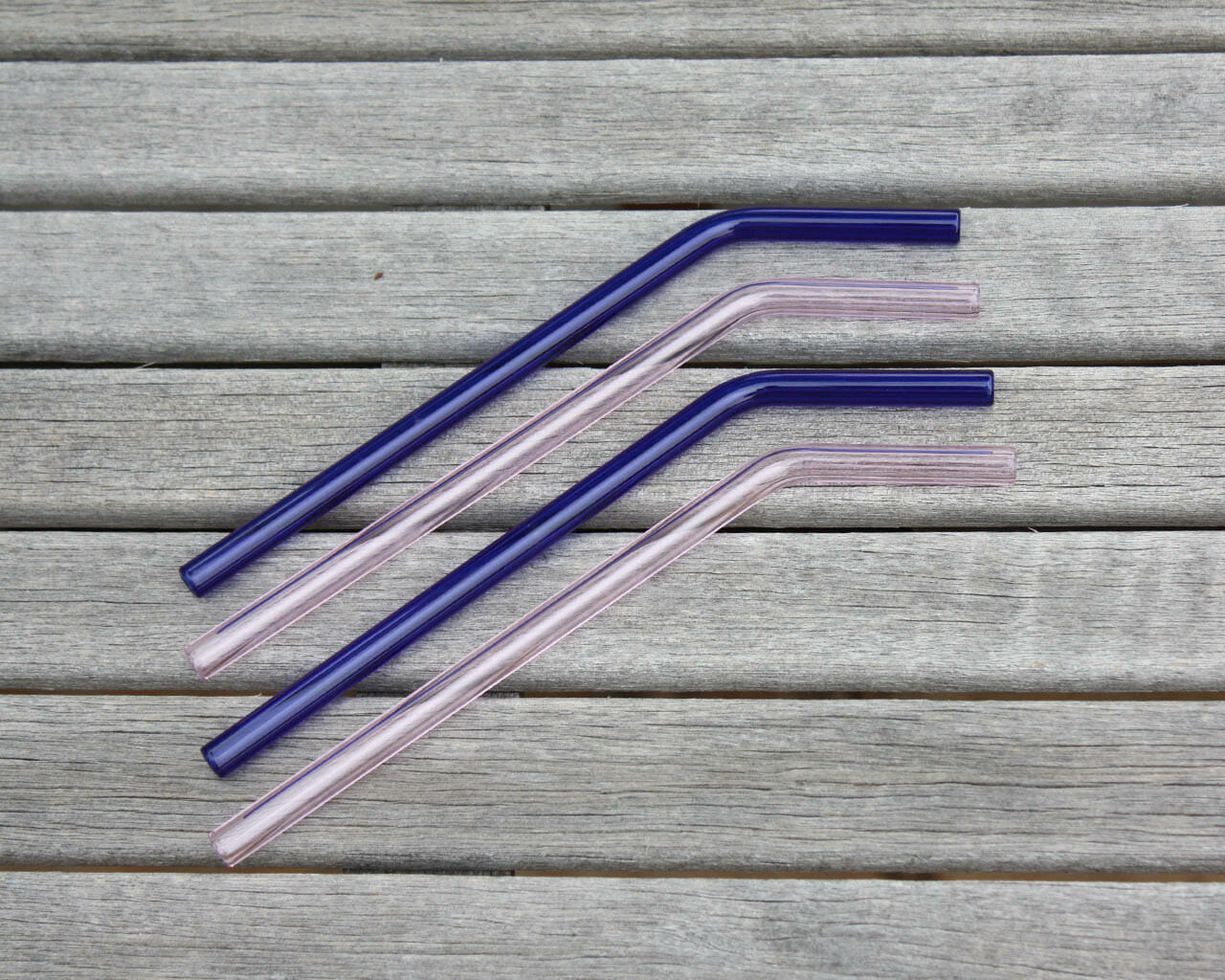 Reusable bent Glass Straws