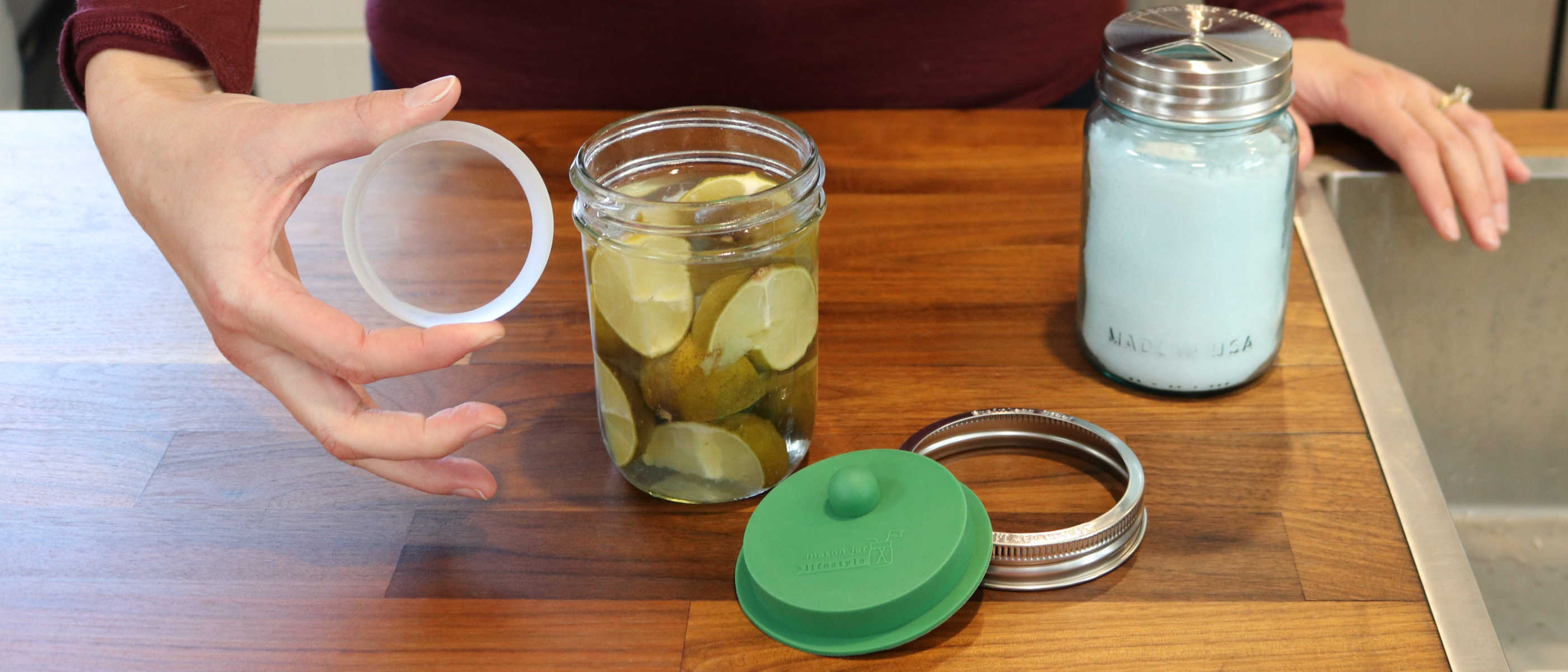 wide mouth fermentation lid kit with leaf green silicone valve lid, sanded glass weight and stainless steel band