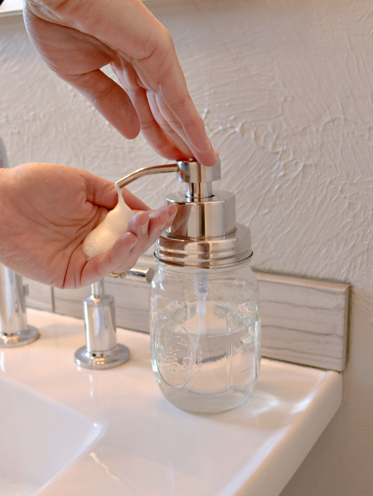 mirror/chrome foaming soap pump in use