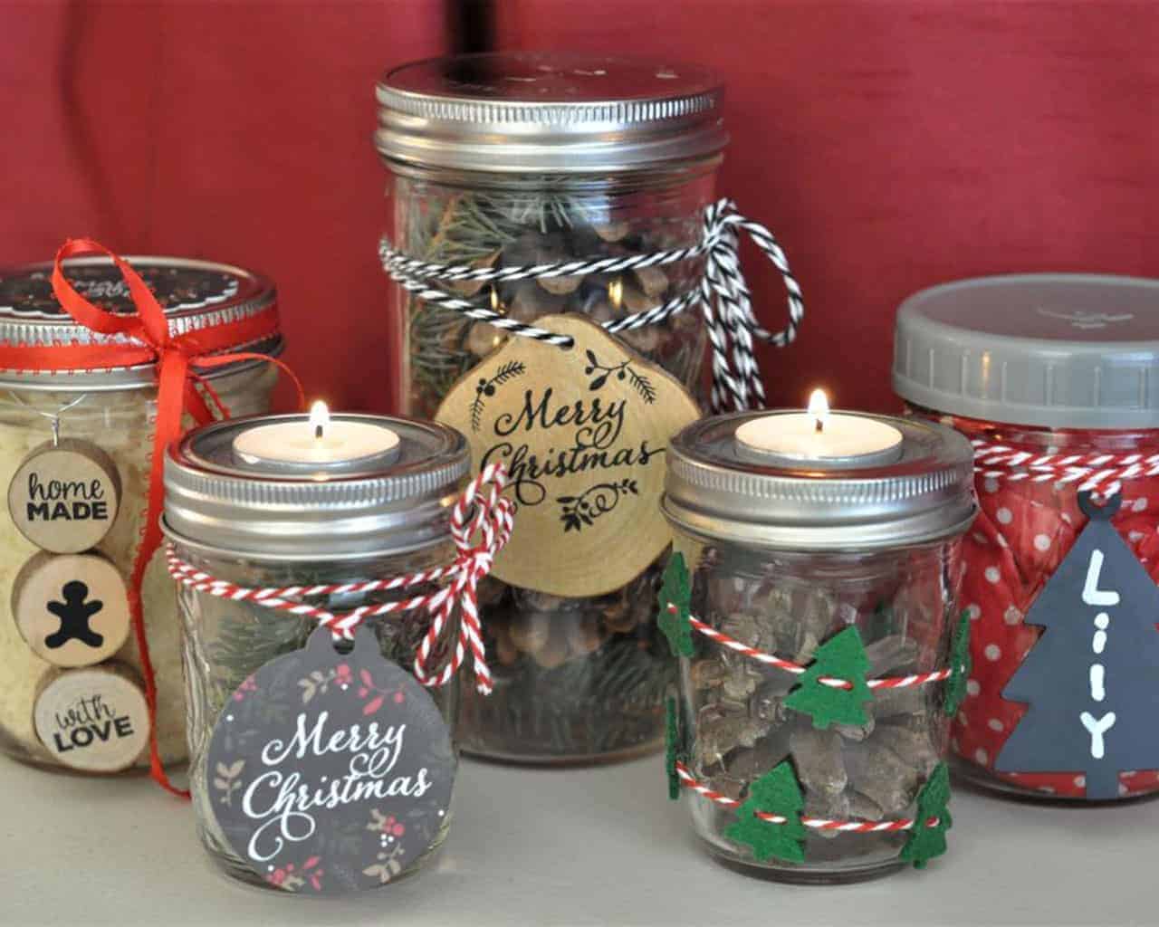 jar-jewelry-lifestyle-with-mason-jars-merry-christmas-home-made-with-love-tea-light-tree-wood