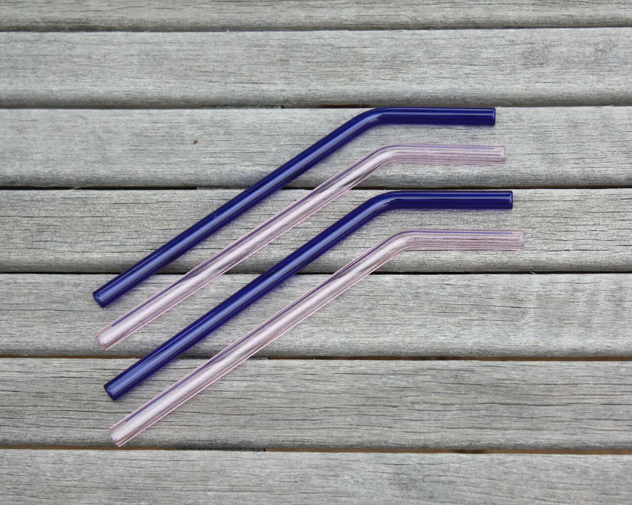 mason-jar-lifestyle-medium-pink-blue-glass-straws-pint