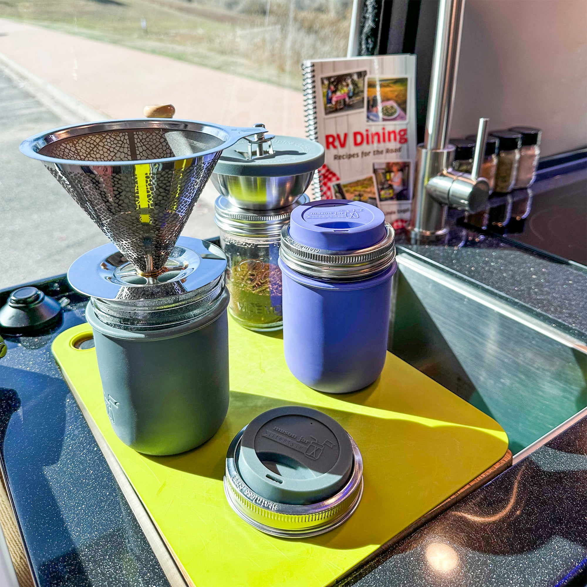 RV Dining Cookbook By Linda Engel