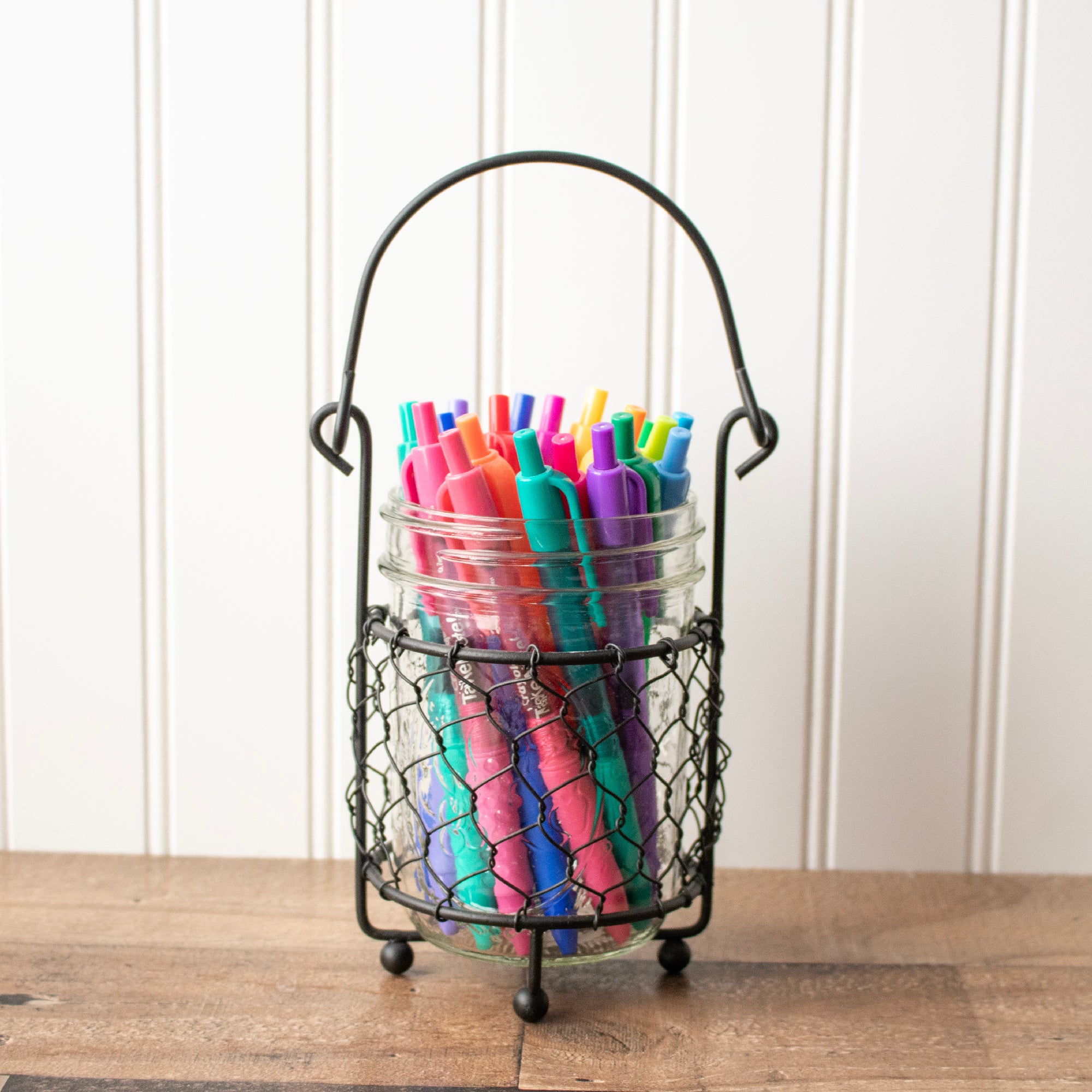 Single Pint Jar Caddy with Chicken Wire for Hanging or Carrying One Mason Jar