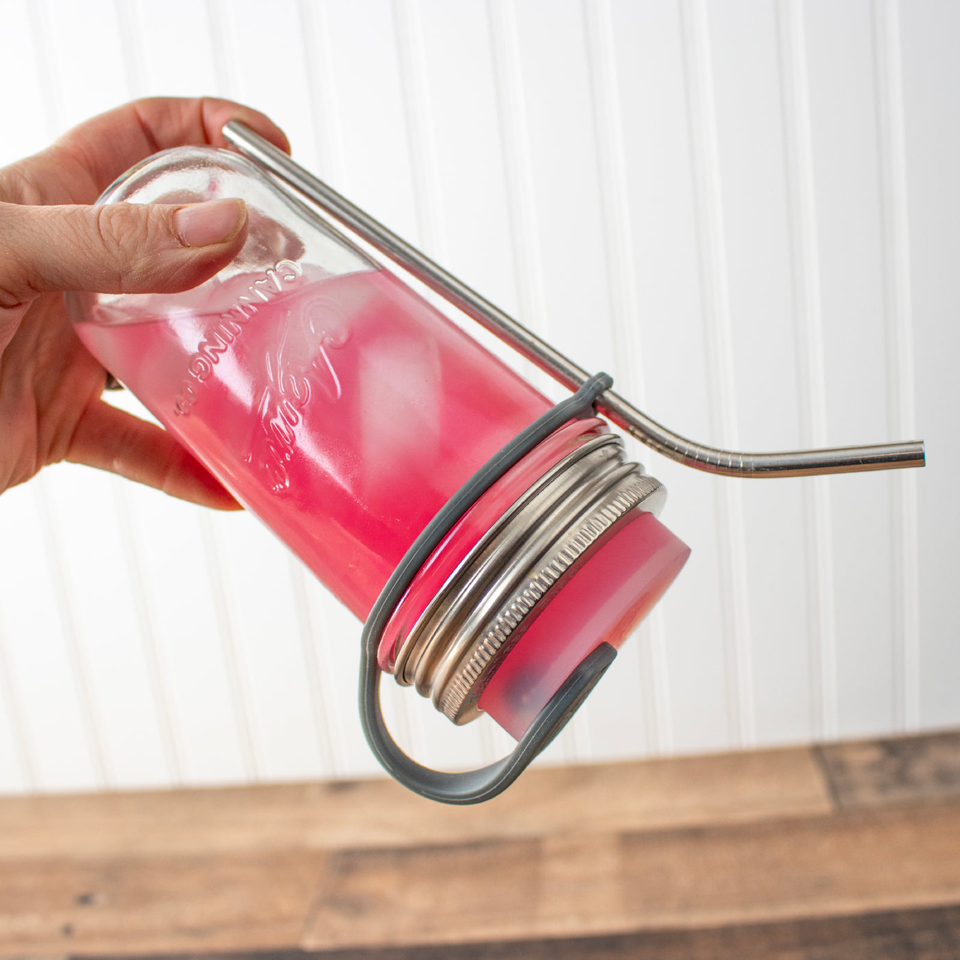 Leak Proof Silicone Plug / Stopper with Straw Strap for Straw Hole Lids