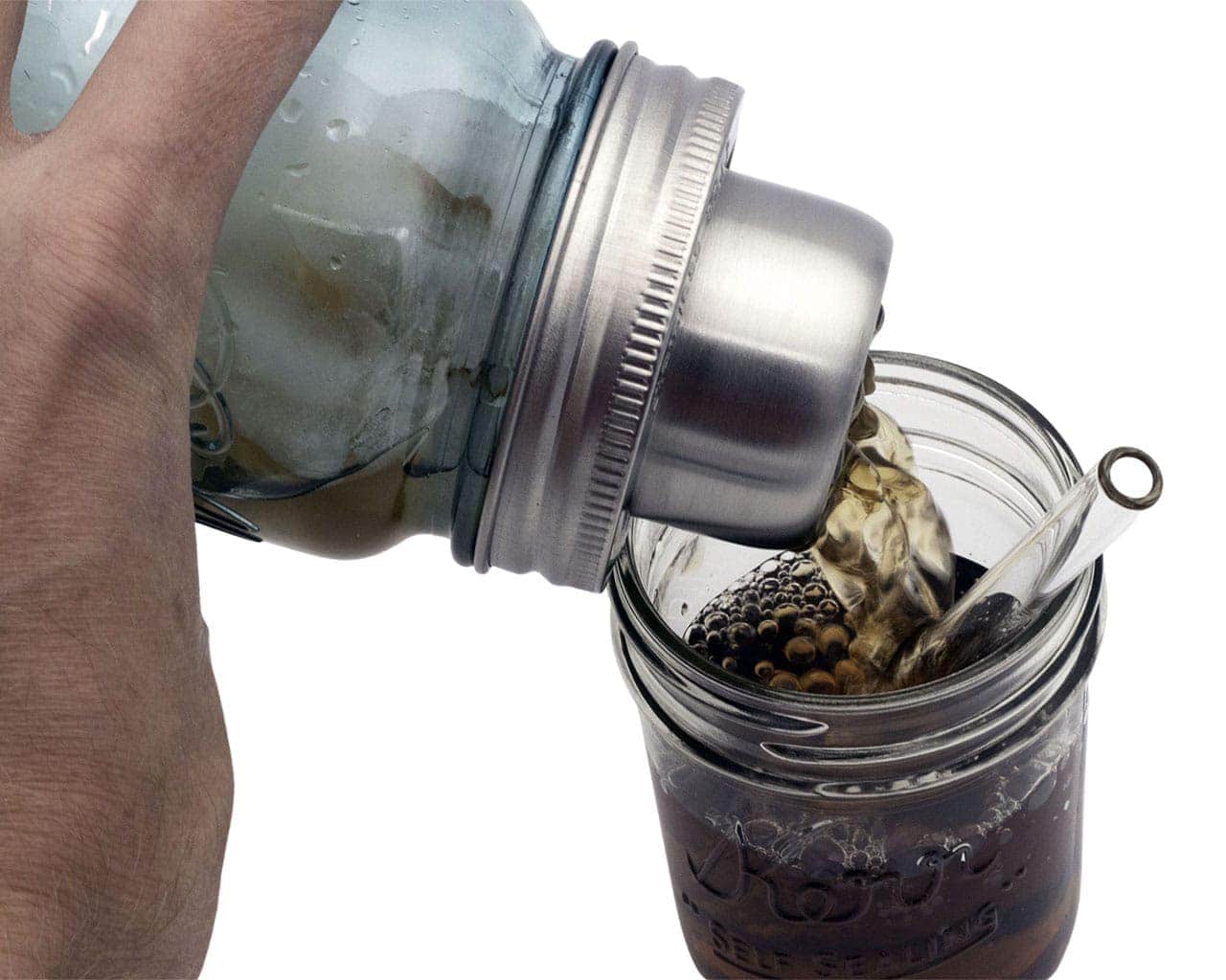 mason-jar-lifestyle-w&p-designs-mason-shaker-cocktail-lid-stainless-steel-band-blue-ball-jar-pouring-kerr-half-pint-glass-straw