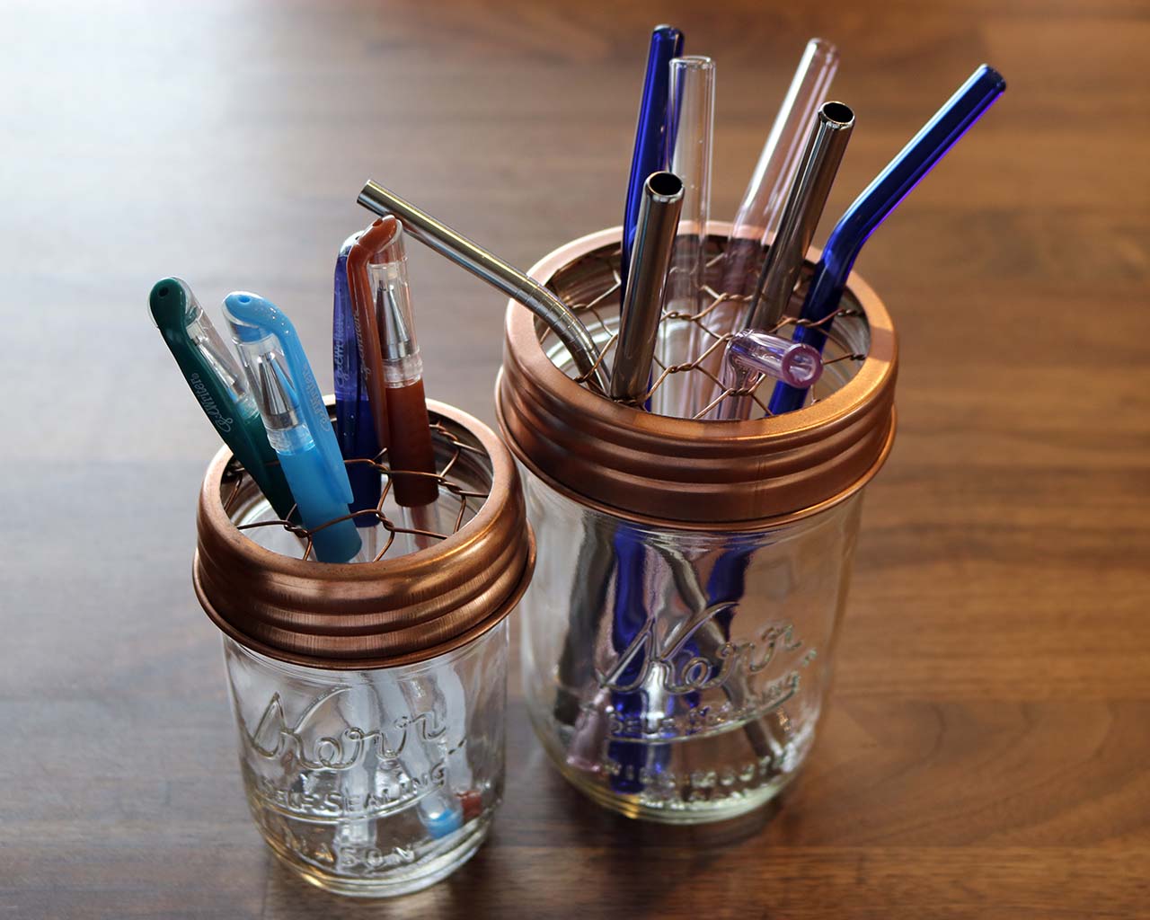 Shiny copper frog / flower / desk / straw organizer lids for regular and wide mouth Mason jars with pens and reusable straws